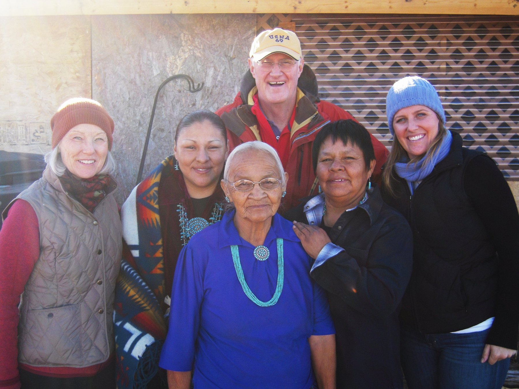 Diné artist Ida Sahmie and family with Judith, Harold, and Meredith Lavender